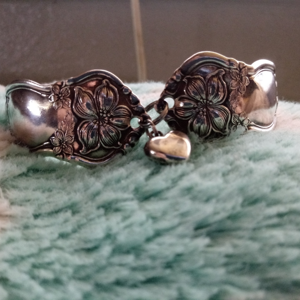 Flower bracelet 🌺